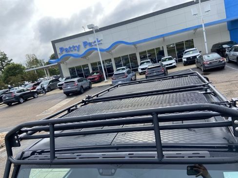 Used 2018 Jeep Wrangler Unlimited Sport AWD/4WD image 31
