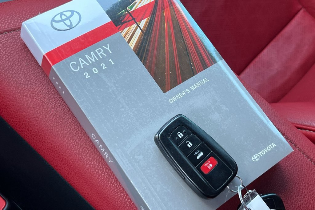 Certified 2021 Toyota Camry XSE FWD image 12