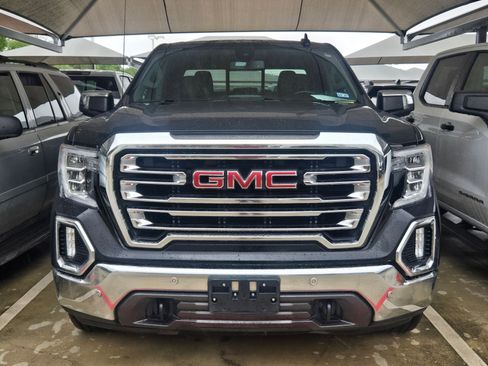 Used 2022 GMC Sierra 1500 SLT image 2
