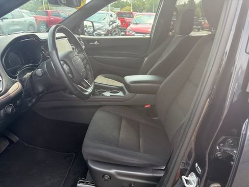 Used 2025 Dodge Durango GT AWD/4WD image 11
