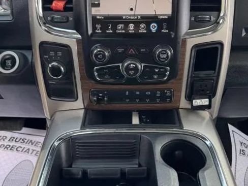 Used 2016 RAM 2500 Laramie w/ Convenience Group AWD/4WD image 31
