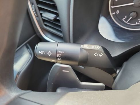 Certified 2025 Nissan Rogue S AWD/4WD image 27