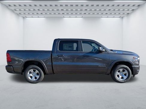 New 2026 RAM 1500 Big Horn AWD/4WD image 3