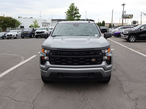 Used 2023 Chevrolet Silverado 1500 Custom AWD/4WD image 3