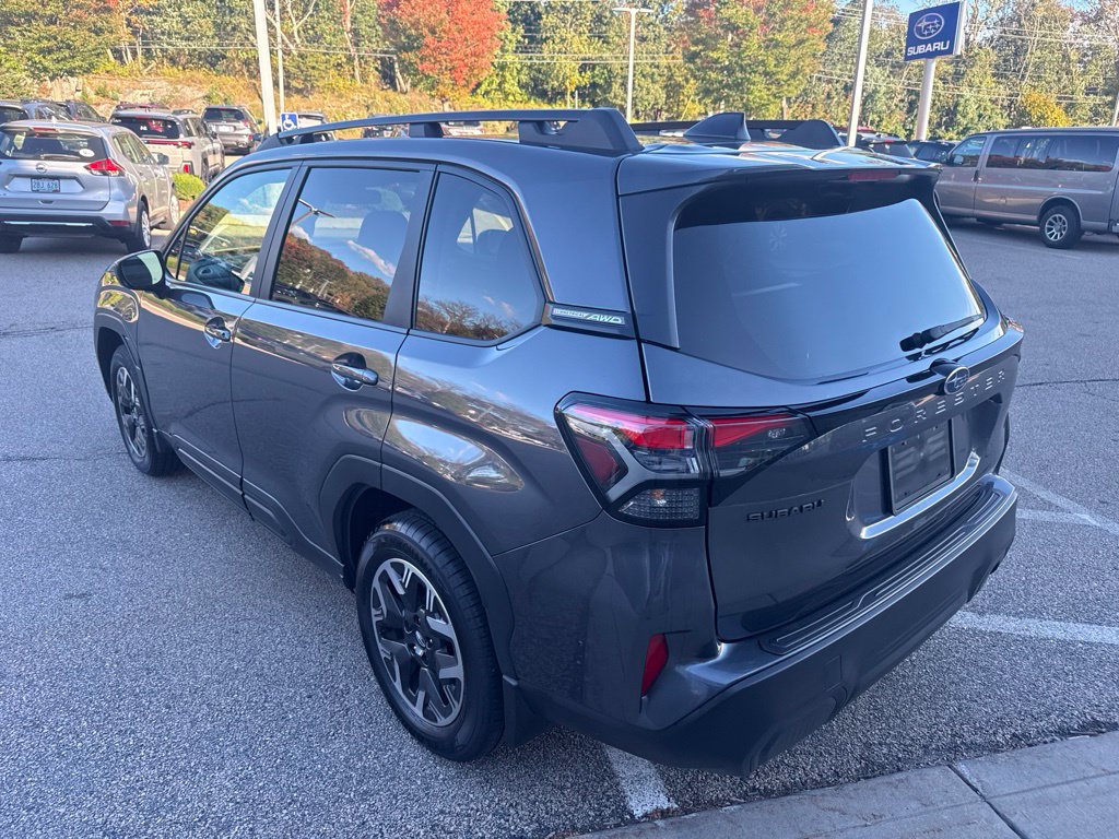 Used 2026 Subaru Forester Premium AWD/4WD image 4