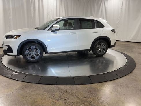 New 2026 Honda HR-V LX image 5