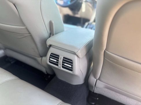 Used 2013 Acura TSX Sedan FWD image 17