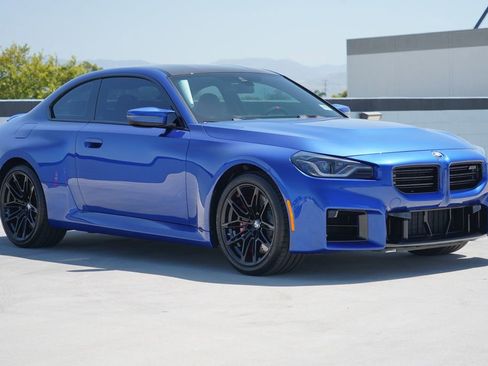 New 2026 BMW M2 w/ Lighting Package RWD image 3