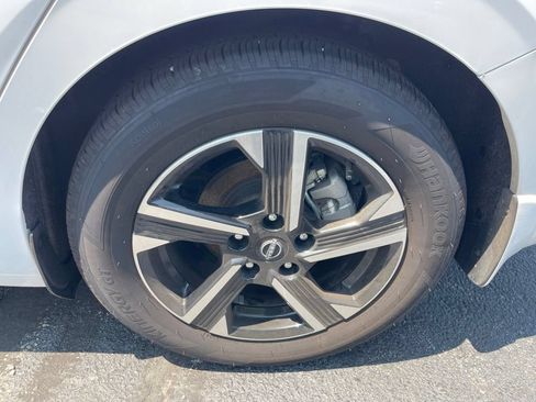 Certified 2025 Nissan Sentra SV w/ All-Weather Package FWD image 26