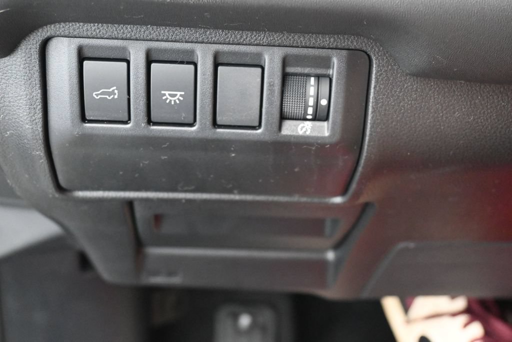 Used 2025 Subaru Ascent Bronze Edition AWD/4WD image 16
