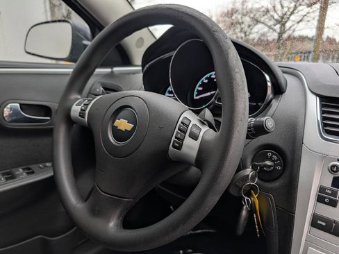 Used 2010 Chevrolet Malibu LT w/ Power Convenience Package image 13