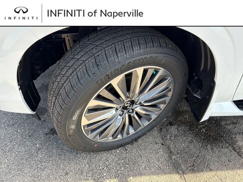 New 2026 INFINITI QX80 Luxe w/ Cargo Package image 27