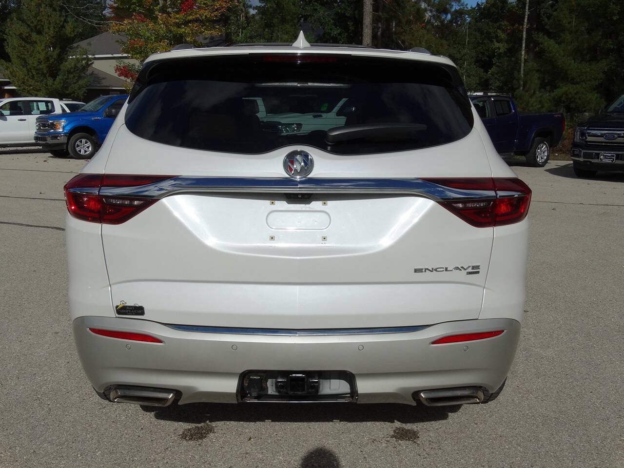 Used 2019 Buick Enclave AWD Premium w/ Experience Buick Package image 11
