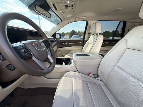 Certified 2023 GMC Yukon Denali image 26