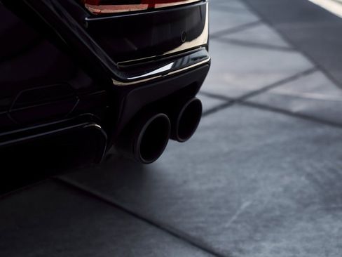 Used 2025 Lamborghini Urus SE image 10