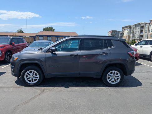 Used 2018 Jeep Compass Sport AWD/4WD image 6