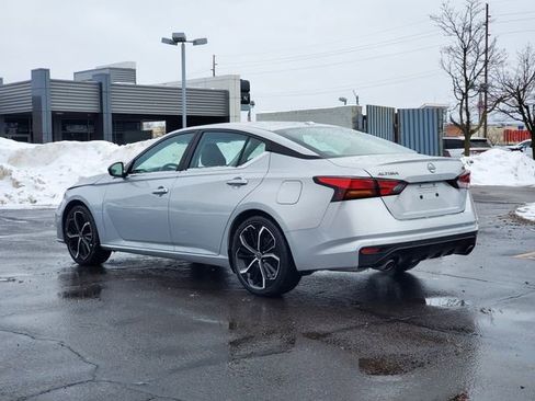 Used 2024 Nissan Altima 2.5 SR image 4