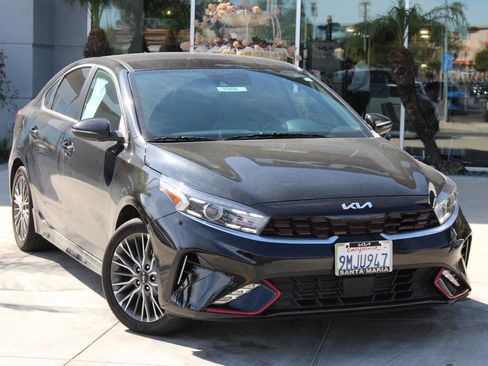 Certified 2024 Kia Forte GT-Line image 2