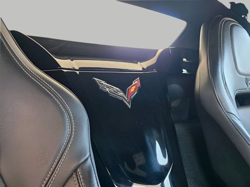 Used 2018 Chevrolet Corvette Stingray Convertible w/ 2LT Preferred Equipment Group RWD image 12