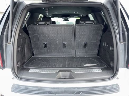 Used 2023 Chevrolet Tahoe Z71 w/ Z71 Off-Road Package image 17