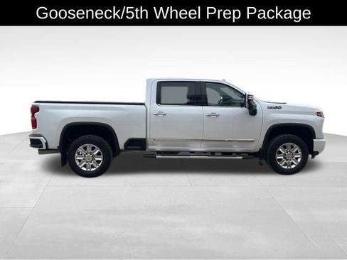 Certified 2024 Chevrolet Silverado 2500 High Country w/ Technology Package image 9