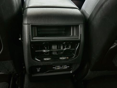 Used 2023 Jeep Grand Cherokee Altitude RWD image 26