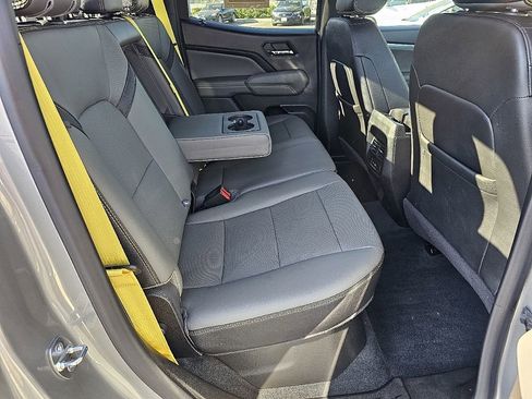 Used 2023 Chevrolet Colorado ZR2 w/ ZR2 Convenience Package III image 20