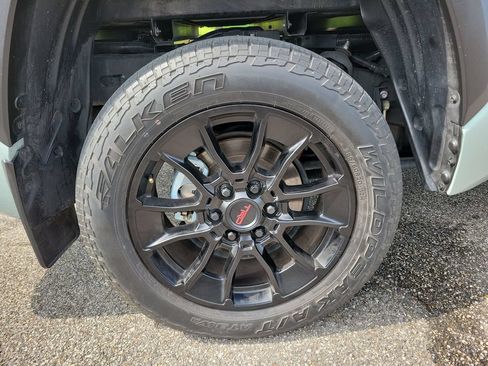 Used 2025 Toyota Tundra Limited w/ TRD Off-Road Package AWD/4WD image 10