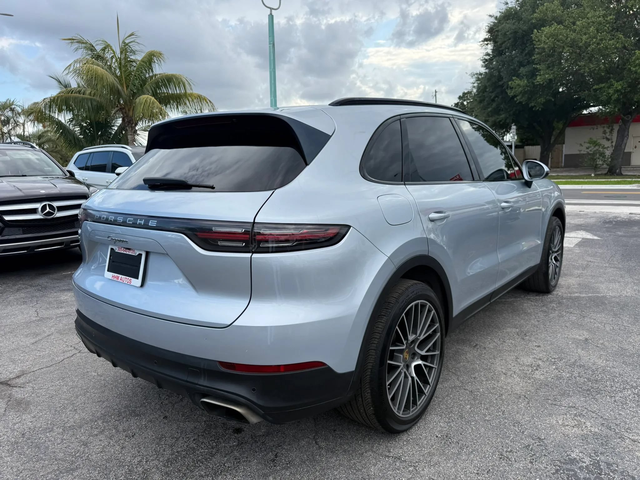 Used 2019 Porsche Cayenne AWD/4WD image 5