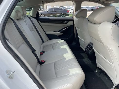 Used 2021 Honda Accord Touring image 28