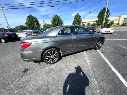 Used 2012 Chrysler 200 S image 16