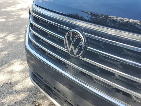 Certified 2026 Volkswagen Atlas SE w/ Black Wheel Package AWD/4WD image 11
