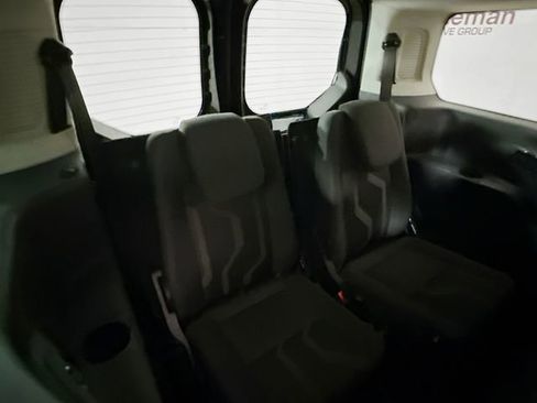 Used 2016 Ford Transit Connect XLT image 25