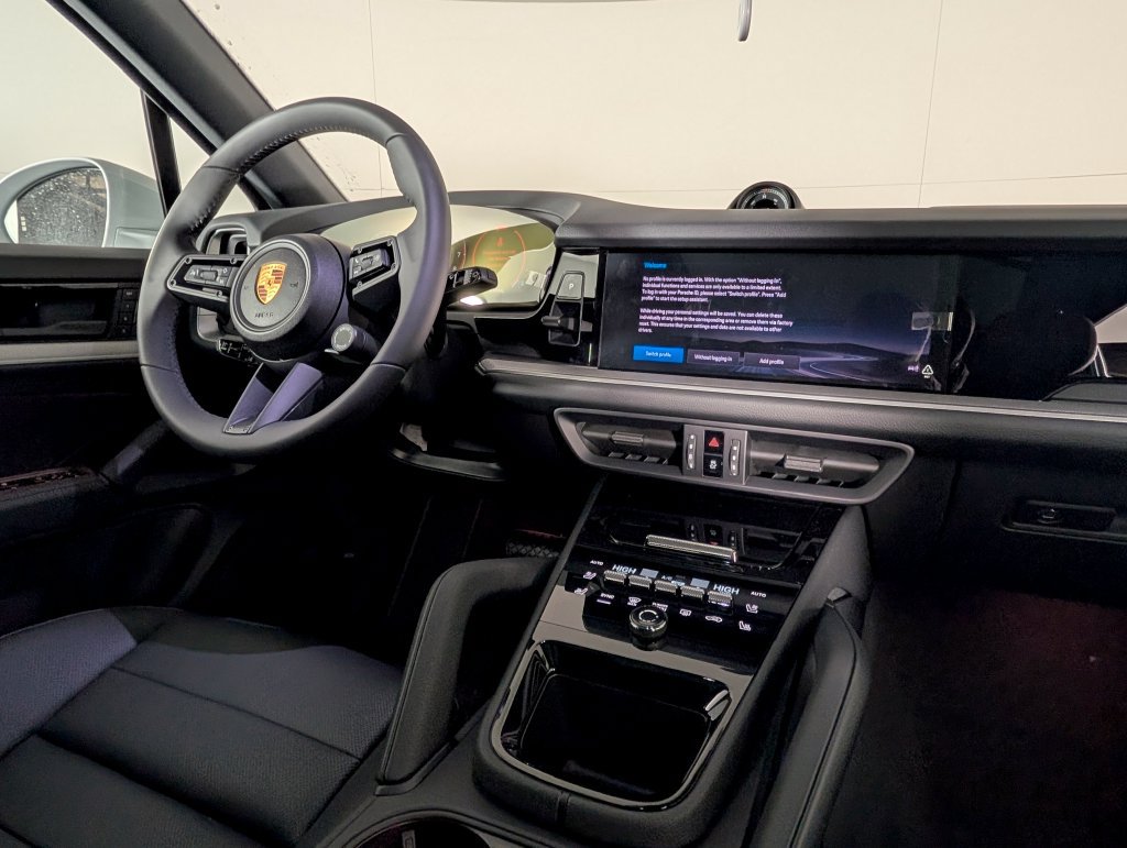 New 2026 Porsche Cayenne AWD/4WD image 22