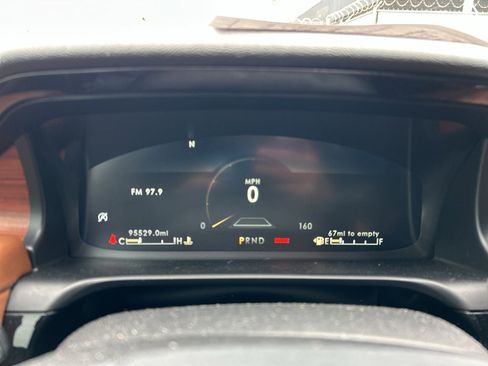 Used 2022 Lincoln Aviator Reserve w/ Equipment Group 201A image 14