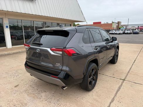 Used 2020 Toyota RAV4 XSE AWD/4WD image 8
