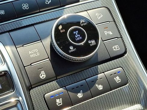 Certified 2023 Hyundai Santa Fe Limited AWD/4WD image 25