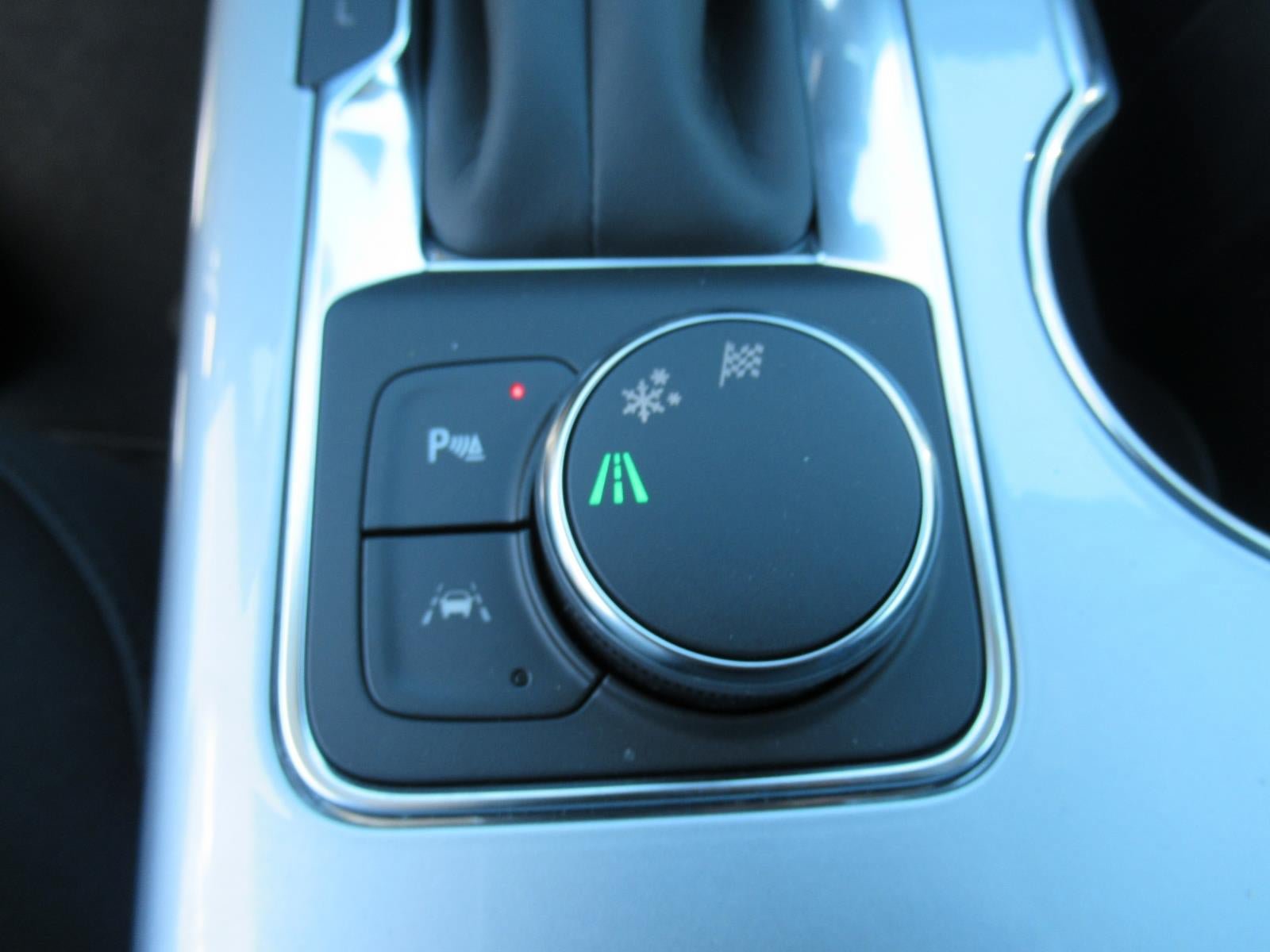 New 2026 Chevrolet Blazer LT w/ Convenience Package FWD image 25