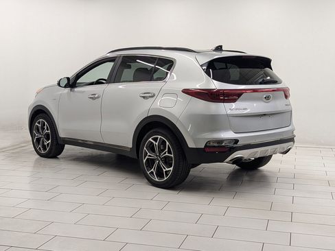 Used 2020 Kia Sportage SX image 2