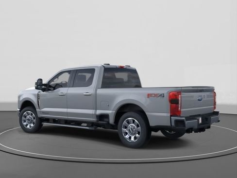 New 2025 Ford F250 Lariat w/ Chrome Package image 4