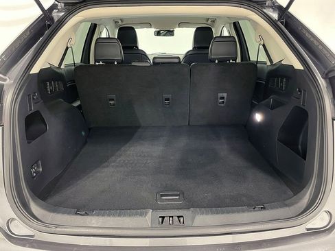 Used 2024 Ford Edge SEL image 5