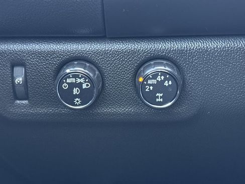 Used 2016 GMC Canyon SLT w/ Trailering Package image 23