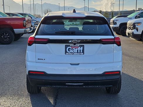 New 2027 Chevrolet Bolt LT w/ Comfort Package image 4