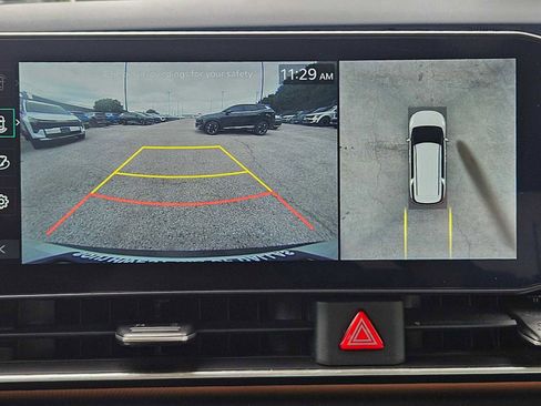 Certified 2025 Kia Carnival SX Prestige FWD image 16