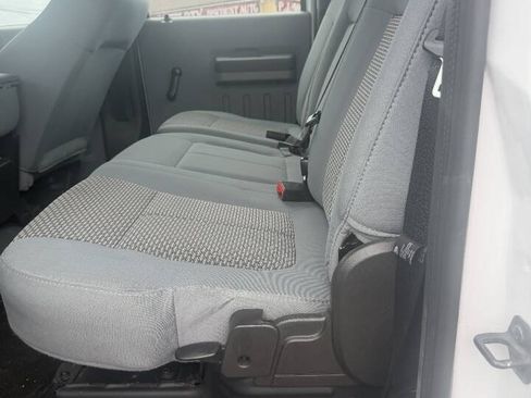 Used 2014 Ford F250 XL w/ Snow Plow Prep Package AWD/4WD image 22
