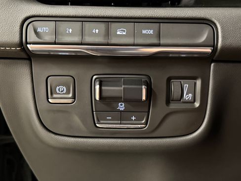 Used 2023 Cadillac Escalade Sport AWD/4WD image 22