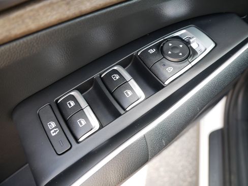 Used 2023 Kia Sorento X-Line EX image 19