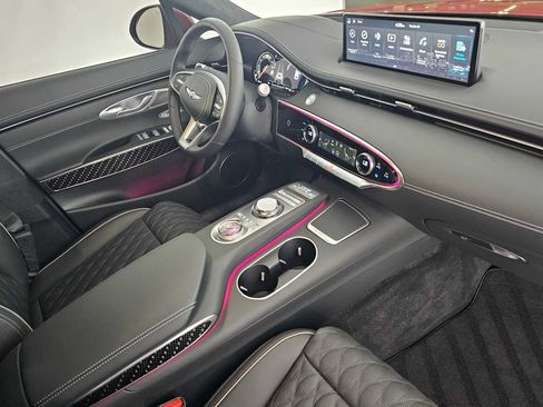 Used 2025 Genesis GV70 3.5T Sport w/ Sport Prestige Package image 12