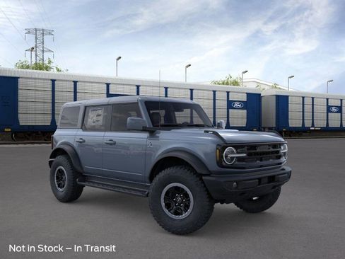 New 2025 Ford Bronco Outer Banks w/ Sasquatch Package image 32