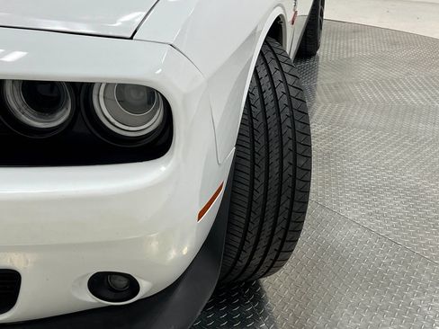 Used 2016 Dodge Challenger R/T Scat Pack RWD image 38